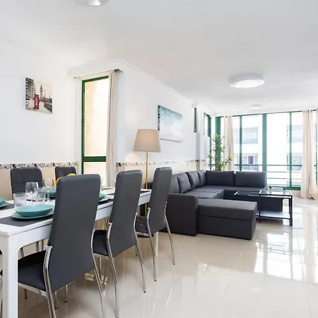 Apartament Three Spacious 150m From The Americas Promenade Arona (Tenerife)