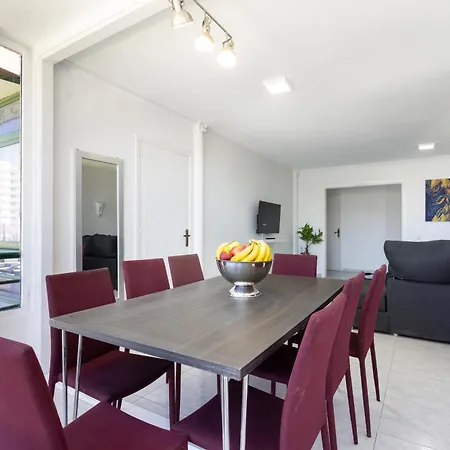 Apartment Classbnb - Three Spacious 150m From The Americas Promenade *