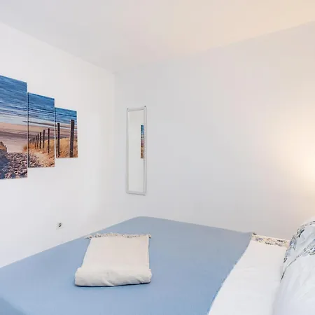 Classbnb - Three Spacious 150m From The Americas Promenade Apartment Arona (Tenerife)