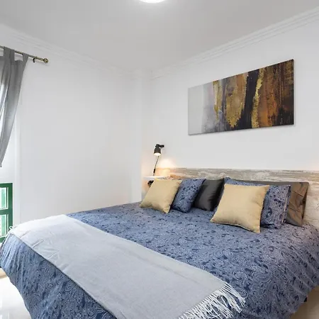 Classbnb - Three Spacious 150m From The Americas Promenade Apartment Arona (Tenerife)