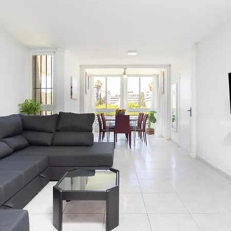 Three Spacious 150m From The Americas Promenade Arona (Tenerife)