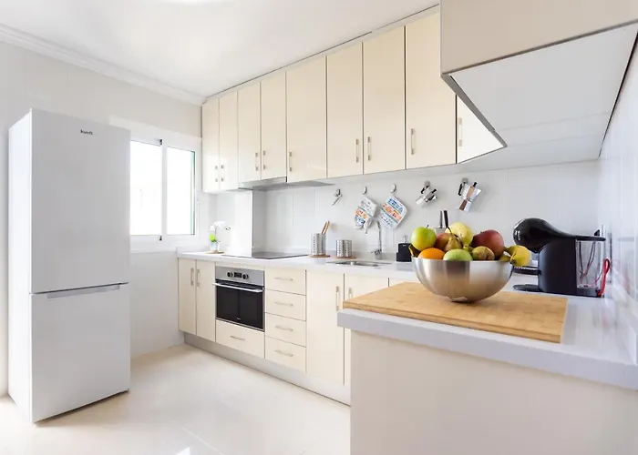 Three Spacious 150m From The Americas Promenade Lejlighed Arona (Tenerife)