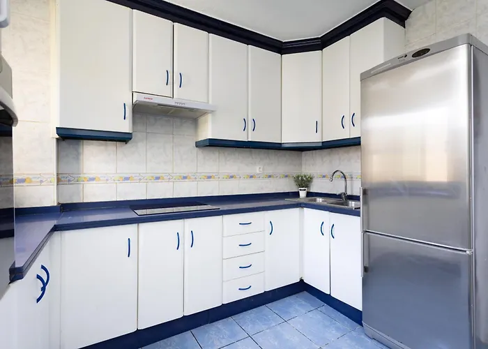 Three Spacious 150m From The Americas Promenade Arona (Tenerife)